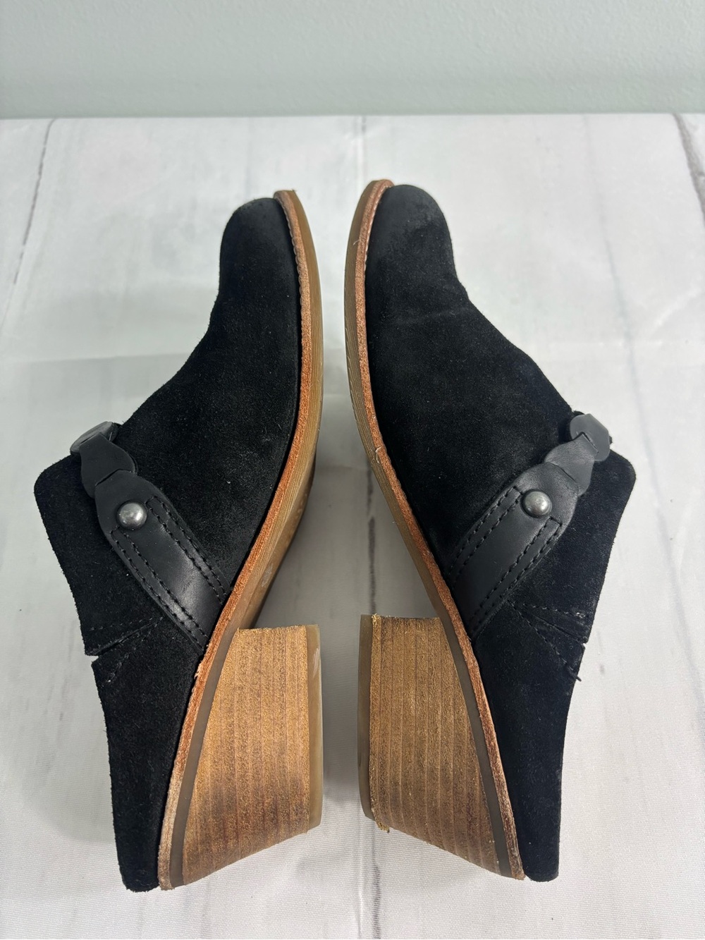 Earth Women's Juliet Clogs Block Heel Mules Black Suede Sz 9